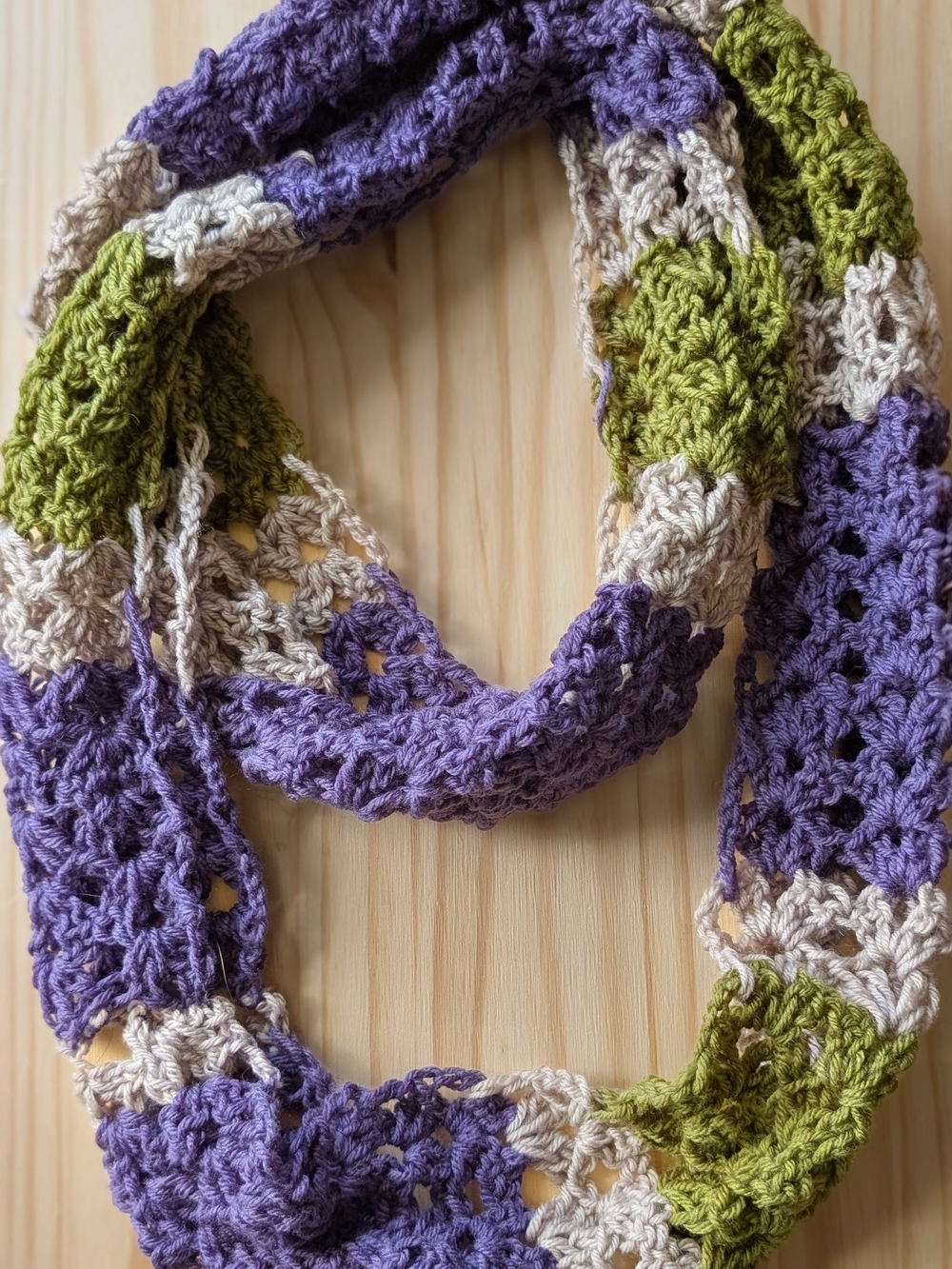 NWT Handmade Merino Blend Crochet Infinity Scarf